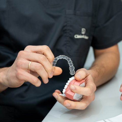 Odontólogo en Puente de Vallecas y Tetuán Madrid, dentista en Puente de Vallecas y Tetuán Madrid, clínica dental en Puente de Vallecas y Tetuán Madrid